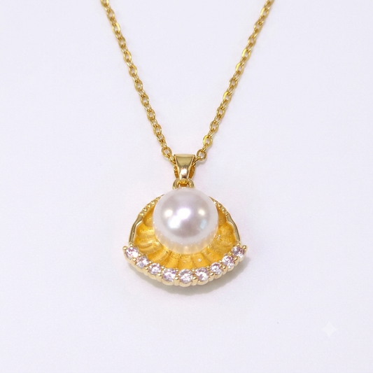 Necklace｜Golden Oyster Pearl Pendant Necklace | CZ Seashell Statement Charm