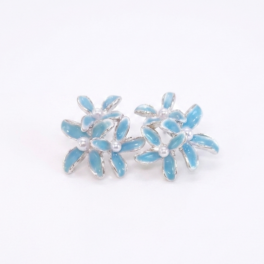 Earrings｜Aqua Blossom Floral Stud Earrings | Blue Flower Earrings | Daisy Studs