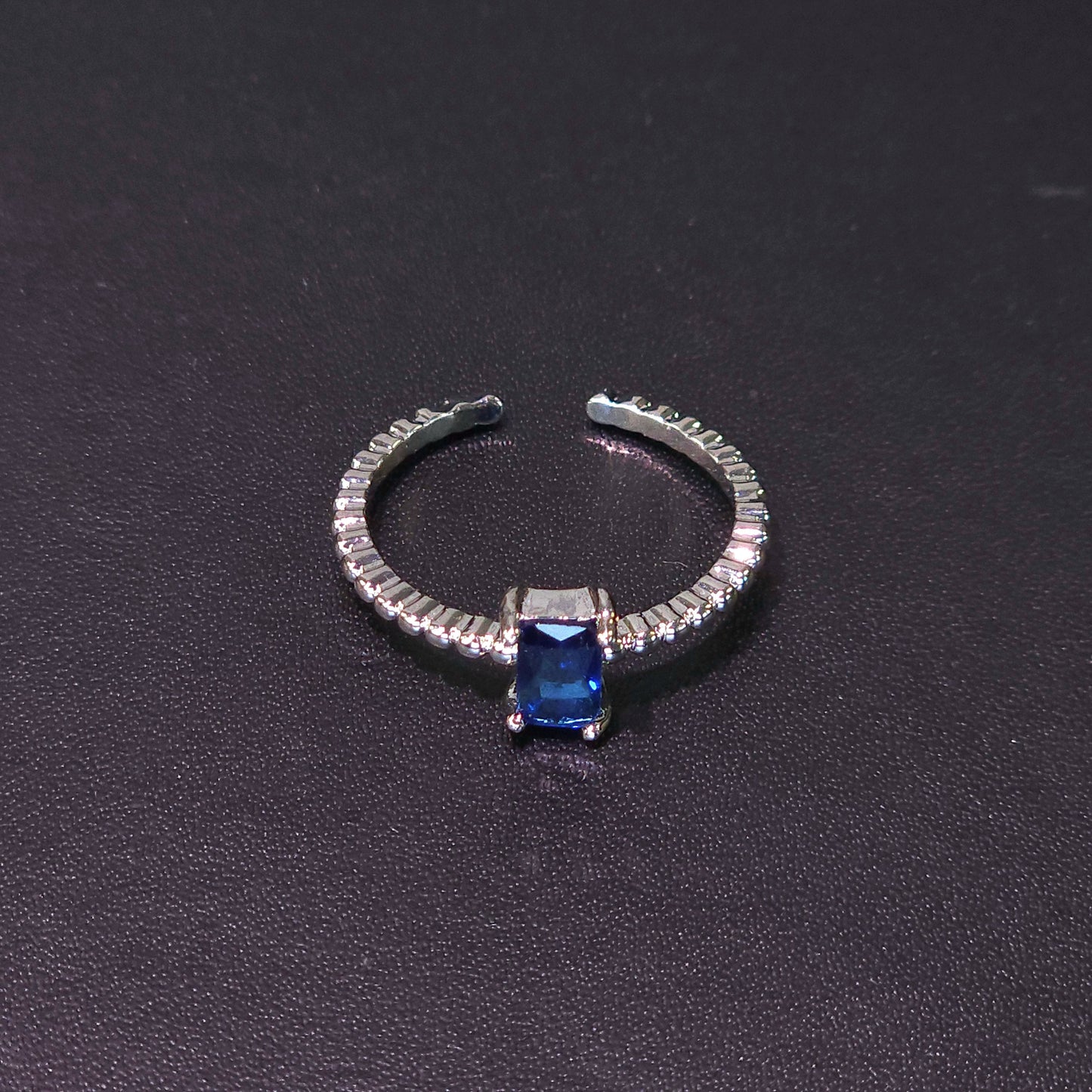 Ring｜Emerald-Cut Solitaire Adjustable Ring | Minimalist Statement